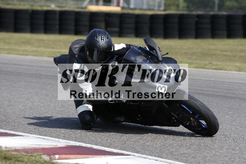 /Archiv-2025/49 26.08.2025 Cornu Master School ADR/rot-rouge/34